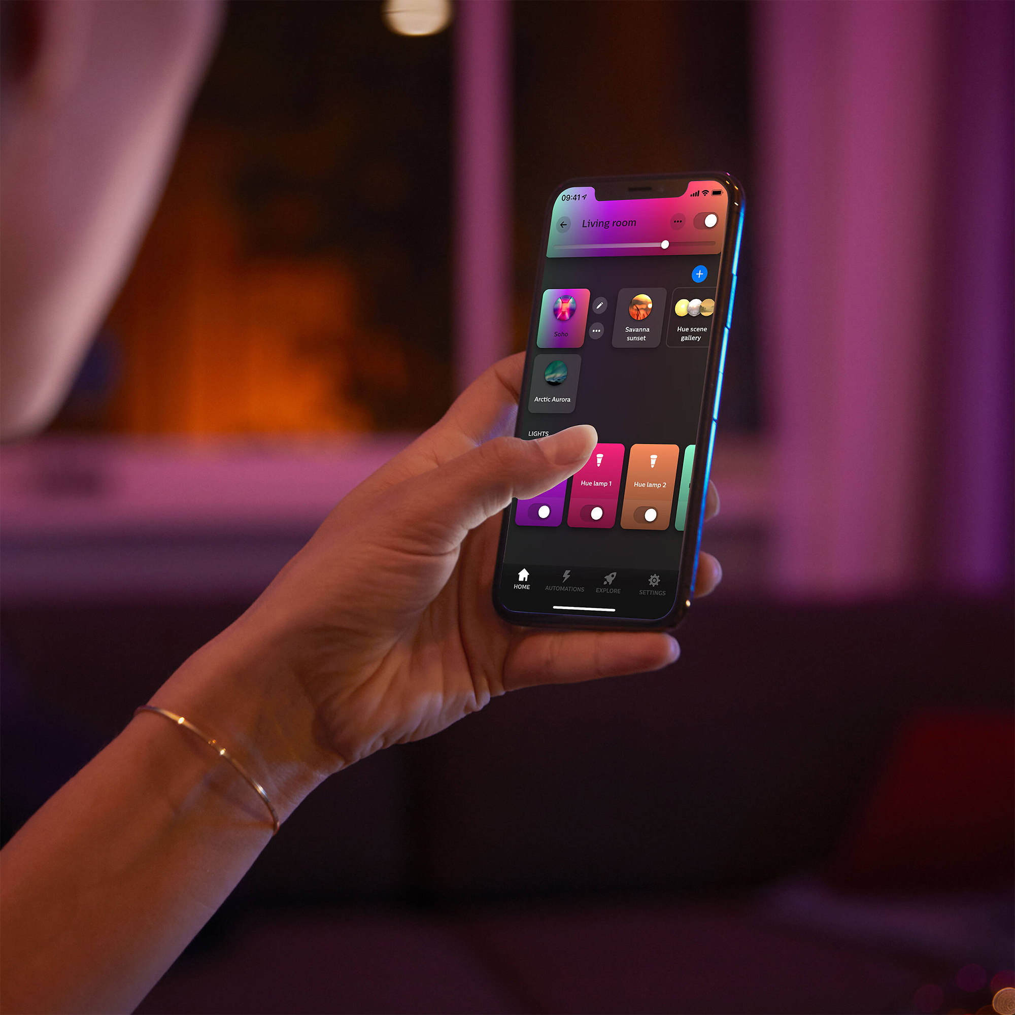 Philips Hue Smart Slim 6″ LED Downlight – White and Color Ambiance