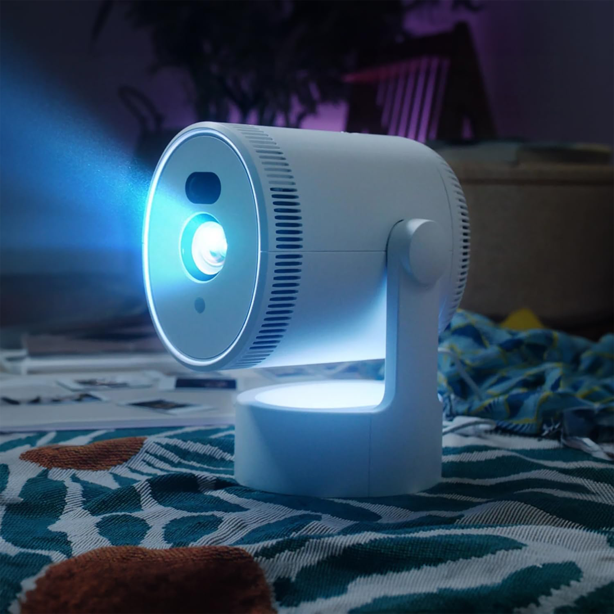 LG CineBeam PU700R 1000-Lumen Smart Projector with Magic Remote