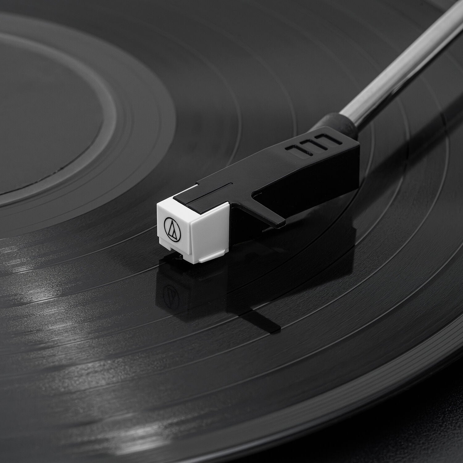 Victrola Eastwood II Manual Three-Speed Turntable with Bluetooth (Black)